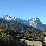 Tolles In Mit Sonniger Terrasse By Interhome Дом отдыха *