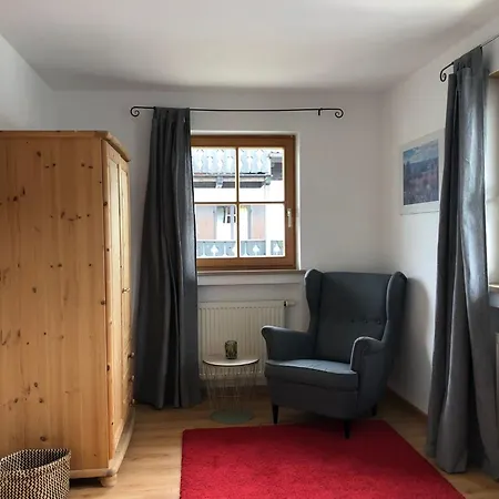 Tolles In Mit Sonniger Terrasse By Interhome Дом отдыха *