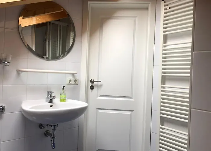 Tolles In Mit Sonniger Terrasse By Interhome * Garmisch-Partenkirchen