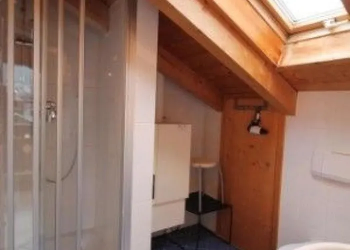 Holiday home Tolles In Mit Sonniger Terrasse By Interhome *